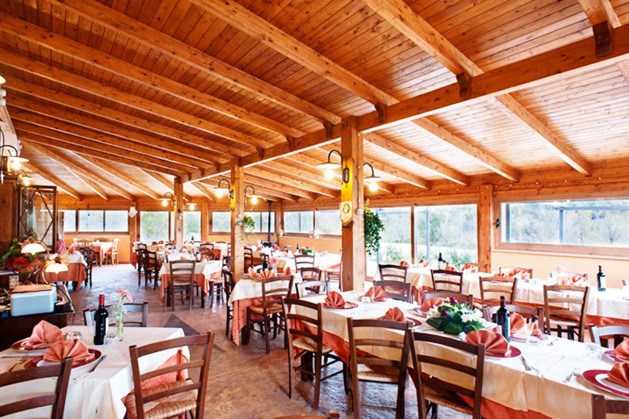 Locanda Belvedere Da Stefano Rocchetta a Volturno Luaran gambar